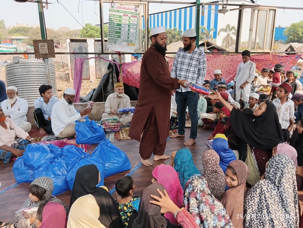 CLOTHES DISTRIBUTION